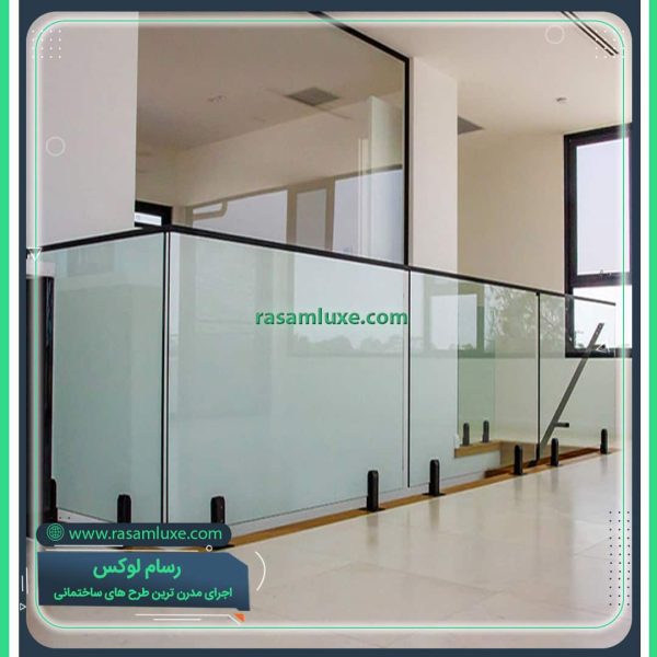 جان پناه شیشه ای